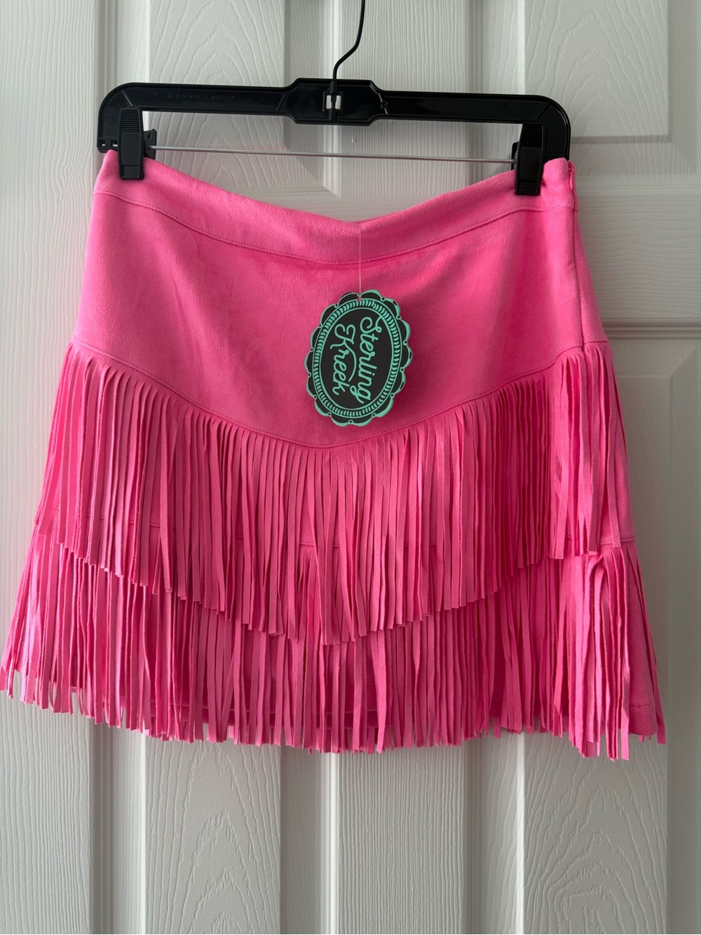 STERLING KREEK HOT PINK FRINGE MINI SKIRT NWT SIZE SMALL